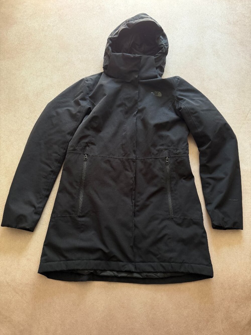 North Face Women's Coat • size medium